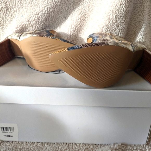 Steve Madden Trista Multi Snake 6.5 - Picture 5 of 8